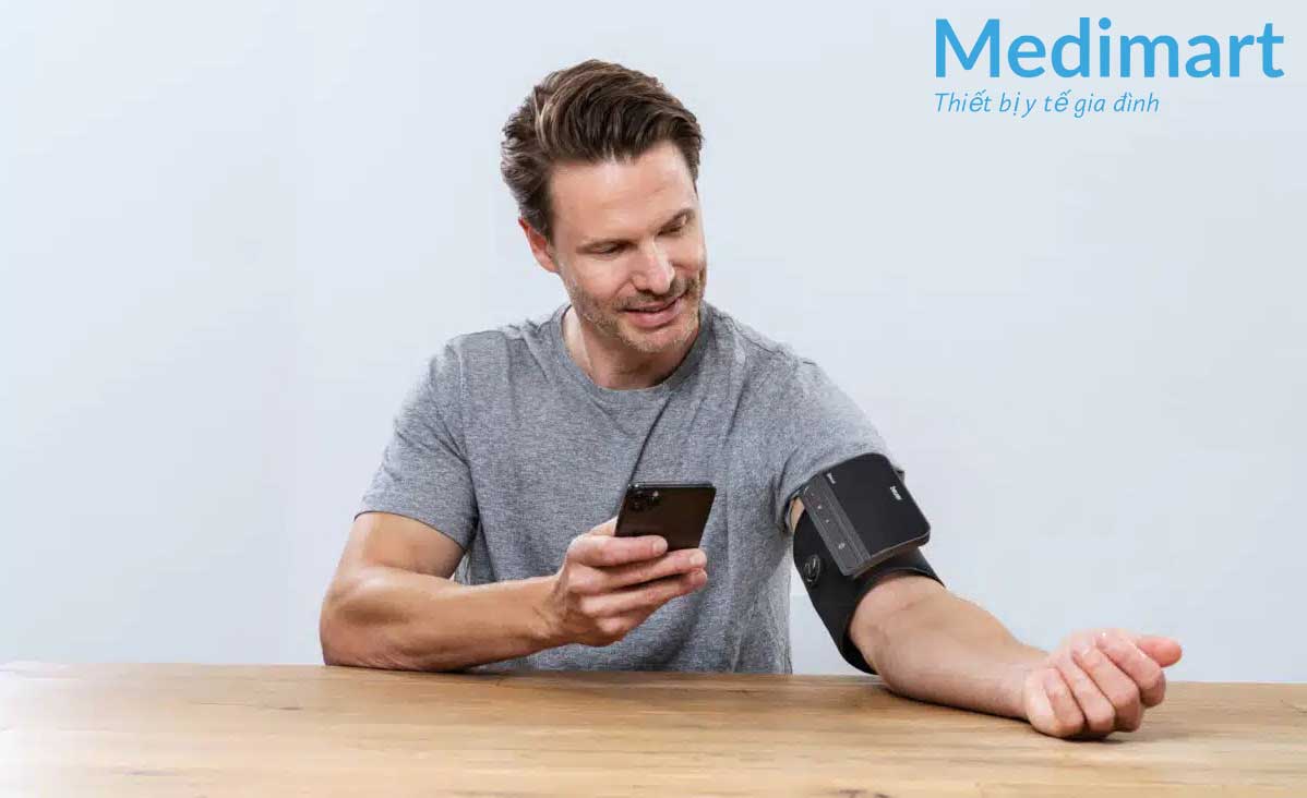 Máy đo huyết áp bắp tay Beurer BM 81 Bluetooth® 4 may do huyet ap bap tay beurer bm81 04